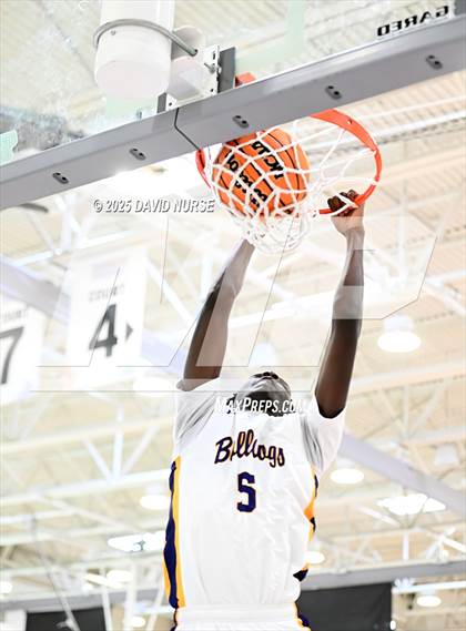 Thumbnail 3 in Birmingham v Oakland Tech (Cali Live Event Tournament) photogallery.