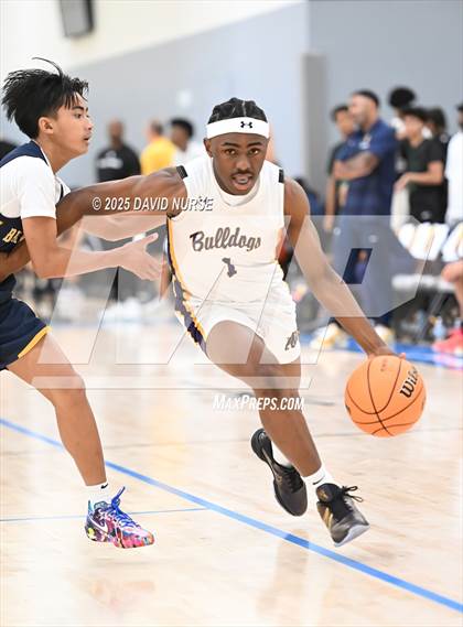 Thumbnail 1 in Birmingham v Oakland Tech (Cali Live Event Tournament) photogallery.