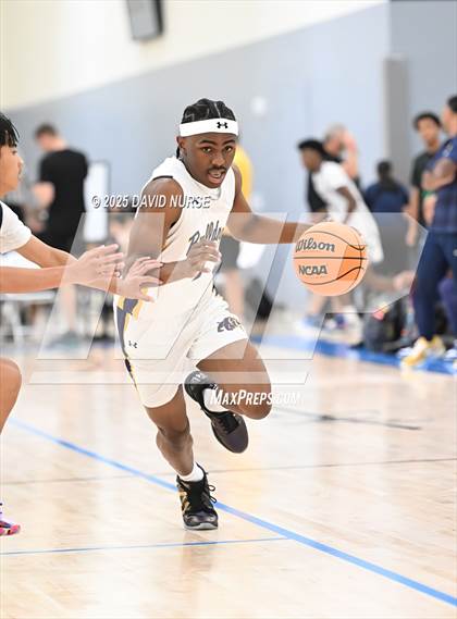 Thumbnail 1 in Birmingham v Oakland Tech (Cali Live Event Tournament) photogallery.