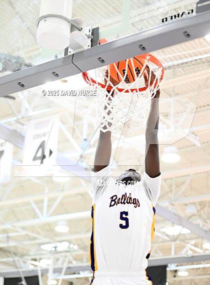 Thumbnail 1 in Birmingham v Oakland Tech (Cali Live Event Tournament) photogallery.