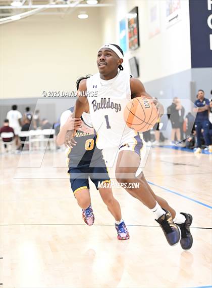 Thumbnail 1 in Birmingham v Oakland Tech (Cali Live Event Tournament) photogallery.