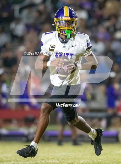 Thumbnail 3 in Jack Britt @ Seventy-First photogallery.