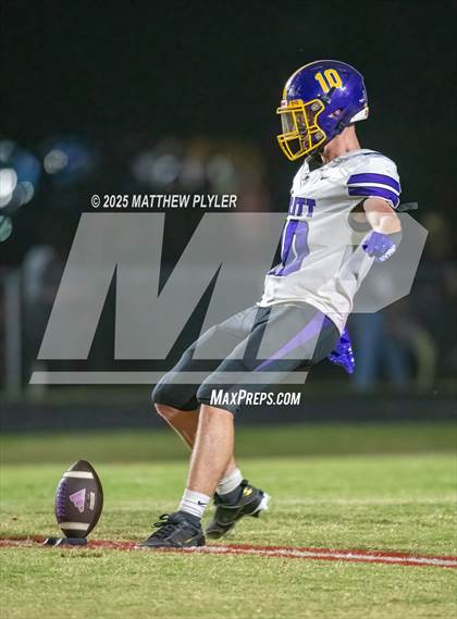Thumbnail 1 in Jack Britt @ Seventy-First photogallery.