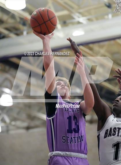 Thumbnail 3 in Bastrop @ College Station photogallery.