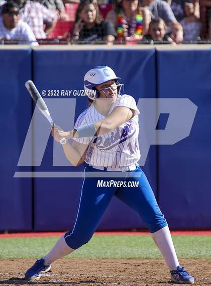 Thumbnail 2 in Caruthers vs. Boron (CIF CS Division 5 Championships) photogallery.