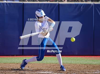 Thumbnail 1 in Caruthers vs. Boron (CIF CS Division 5 Championships) photogallery.