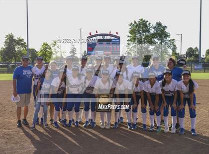 Thumbnail 3 in Caruthers vs. Boron (CIF CS Division 5 Championships) photogallery.