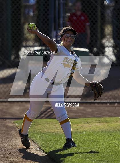 Thumbnail 3 in Caruthers vs. Boron (CIF CS Division 5 Championships) photogallery.