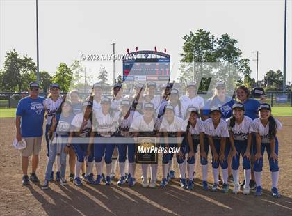 Thumbnail 2 in Caruthers vs. Boron (CIF CS Division 5 Championships) photogallery.