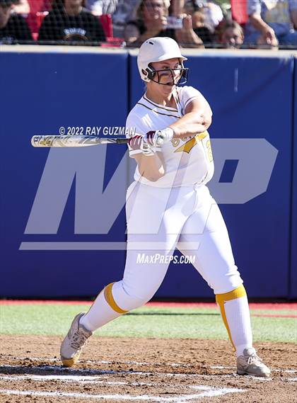 Thumbnail 3 in Caruthers vs. Boron (CIF CS Division 5 Championships) photogallery.