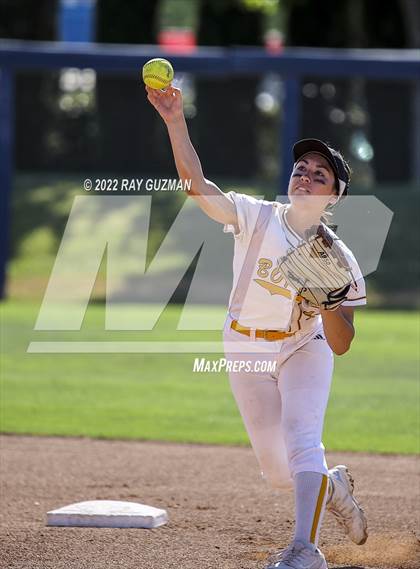 Thumbnail 2 in Caruthers vs. Boron (CIF CS Division 5 Championships) photogallery.