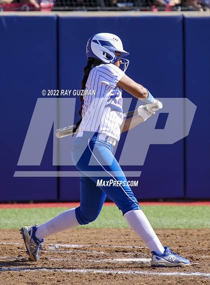 Thumbnail 1 in Caruthers vs. Boron (CIF CS Division 5 Championships) photogallery.