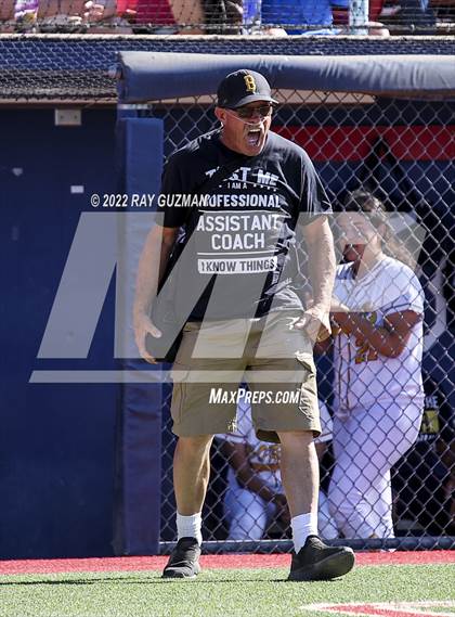 Thumbnail 1 in Caruthers vs. Boron (CIF CS Division 5 Championships) photogallery.