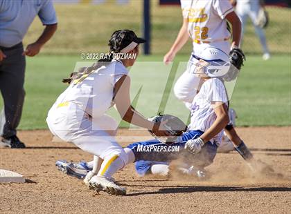 Thumbnail 1 in Caruthers vs. Boron (CIF CS Division 5 Championships) photogallery.