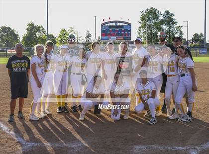 Thumbnail 3 in Caruthers vs. Boron (CIF CS Division 5 Championships) photogallery.