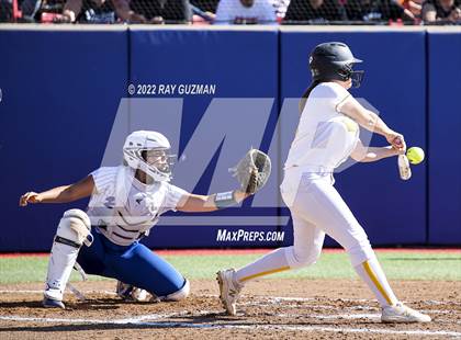 Thumbnail 1 in Caruthers vs. Boron (CIF CS Division 5 Championships) photogallery.