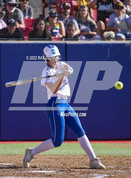 Thumbnail 1 in Caruthers vs. Boron (CIF CS Division 5 Championships) photogallery.