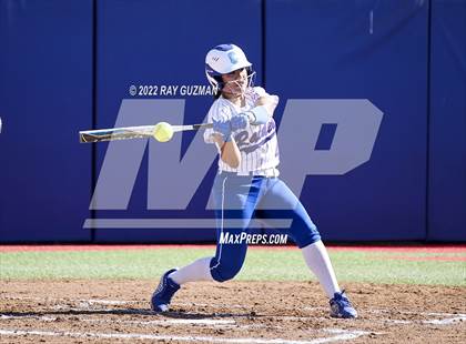 Thumbnail 3 in Caruthers vs. Boron (CIF CS Division 5 Championships) photogallery.