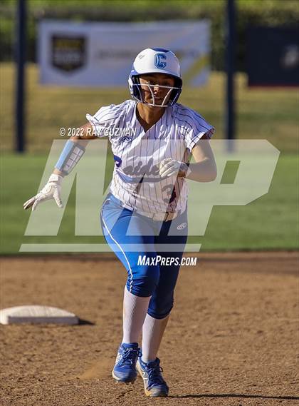 Thumbnail 1 in Caruthers vs. Boron (CIF CS Division 5 Championships) photogallery.