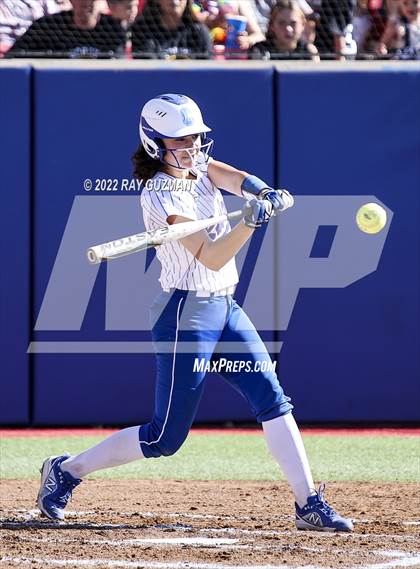 Thumbnail 2 in Caruthers vs. Boron (CIF CS Division 5 Championships) photogallery.