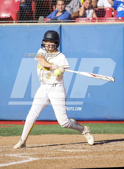 Thumbnail 1 in Caruthers vs. Boron (CIF CS Division 5 Championships) photogallery.