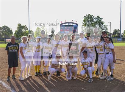 Thumbnail 1 in Caruthers vs. Boron (CIF CS Division 5 Championships) photogallery.