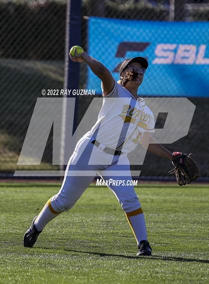 Thumbnail 2 in Caruthers vs. Boron (CIF CS Division 5 Championships) photogallery.