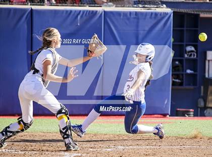 Thumbnail 1 in Caruthers vs. Boron (CIF CS Division 5 Championships) photogallery.
