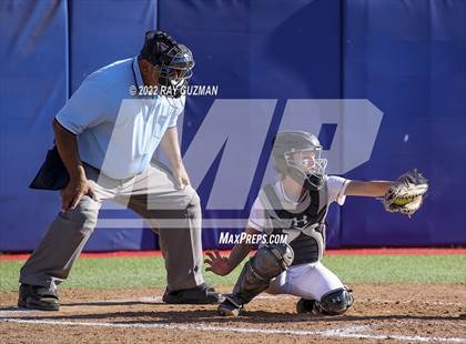 Thumbnail 1 in Caruthers vs. Boron (CIF CS Division 5 Championships) photogallery.