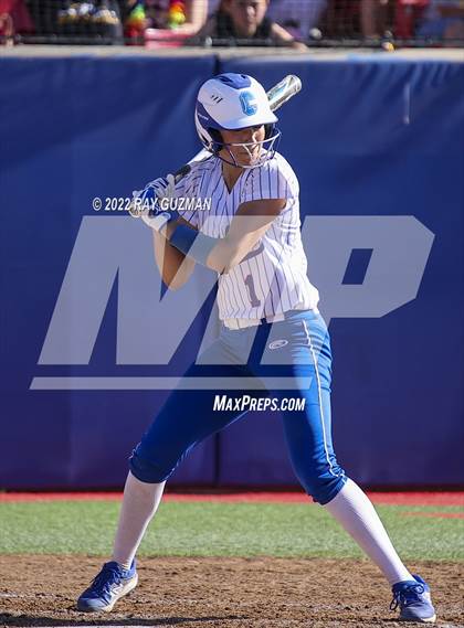 Thumbnail 3 in Caruthers vs. Boron (CIF CS Division 5 Championships) photogallery.