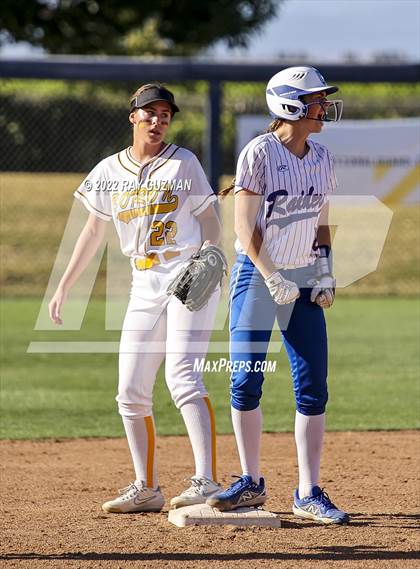 Thumbnail 1 in Caruthers vs. Boron (CIF CS Division 5 Championships) photogallery.