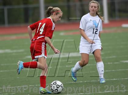 Thumbnail 3 in Seneca Valley vs. Peters Township (PIAA Class AAA Quarterfinal) photogallery.