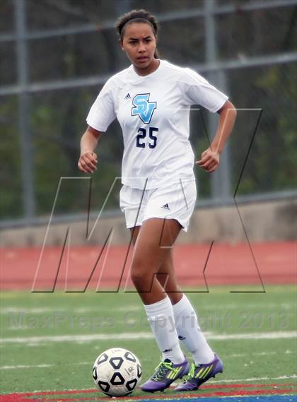 Thumbnail 1 in Seneca Valley vs. Peters Township (PIAA Class AAA Quarterfinal) photogallery.