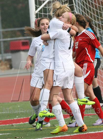 Thumbnail 3 in Seneca Valley vs. Peters Township (PIAA Class AAA Quarterfinal) photogallery.