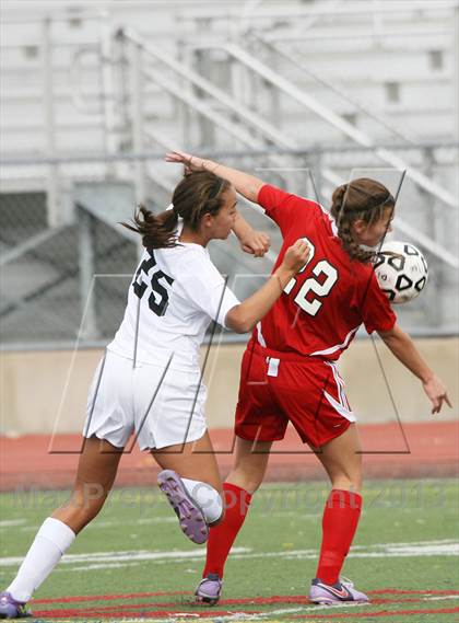 Thumbnail 3 in Seneca Valley vs. Peters Township (PIAA Class AAA Quarterfinal) photogallery.