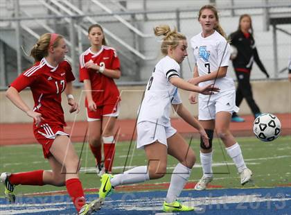 Thumbnail 3 in Seneca Valley vs. Peters Township (PIAA Class AAA Quarterfinal) photogallery.