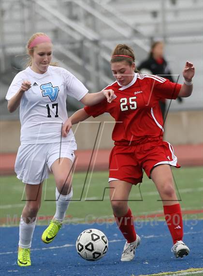 Thumbnail 2 in Seneca Valley vs. Peters Township (PIAA Class AAA Quarterfinal) photogallery.