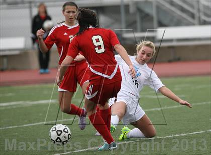 Thumbnail 1 in Seneca Valley vs. Peters Township (PIAA Class AAA Quarterfinal) photogallery.
