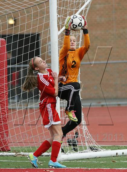 Thumbnail 2 in Seneca Valley vs. Peters Township (PIAA Class AAA Quarterfinal) photogallery.