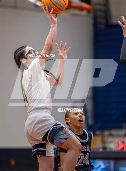 Thumbnail 2 in Colonial Forge @ North Stafford photogallery.