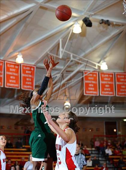 Thumbnail 3 in Derby @ McPherson photogallery.