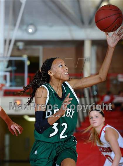 Thumbnail 3 in Derby @ McPherson photogallery.