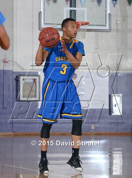 Thumbnail 1 in Newark Memorial vs. Oak Ridge (St. Hope Elite Classic) photogallery.