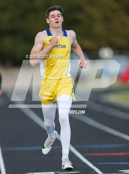 Thumbnail 1 in Norton Invitational Track Meet photogallery.