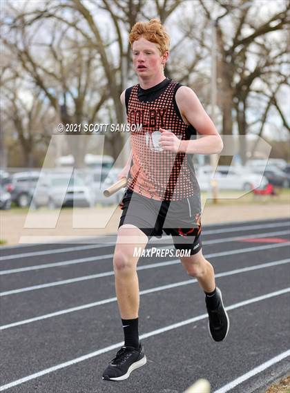 Thumbnail 2 in Norton Invitational Track Meet photogallery.