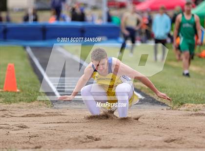 Thumbnail 3 in Norton Invitational Track Meet photogallery.
