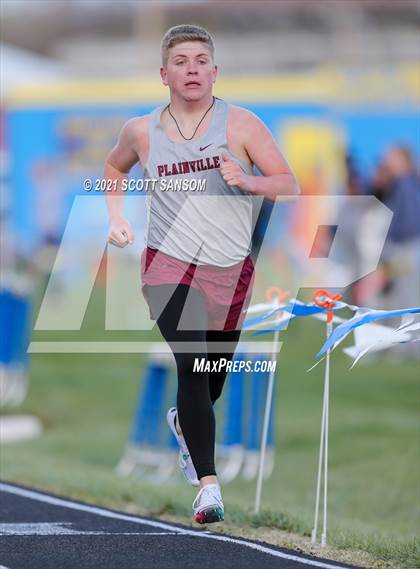 Thumbnail 2 in Norton Invitational Track Meet photogallery.