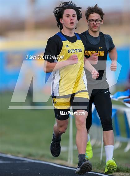 Thumbnail 3 in Norton Invitational Track Meet photogallery.