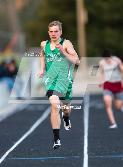 Thumbnail 2 in Norton Invitational Track Meet photogallery.