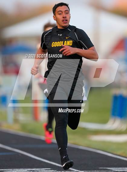 Thumbnail 3 in Norton Invitational Track Meet photogallery.